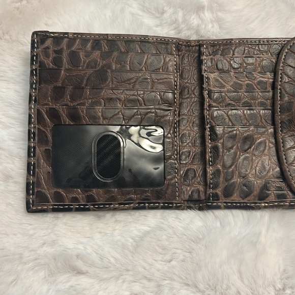 Dooney & Bourke Vintage crocodile leather print large brown bifold wallet - Picture 8 of 16